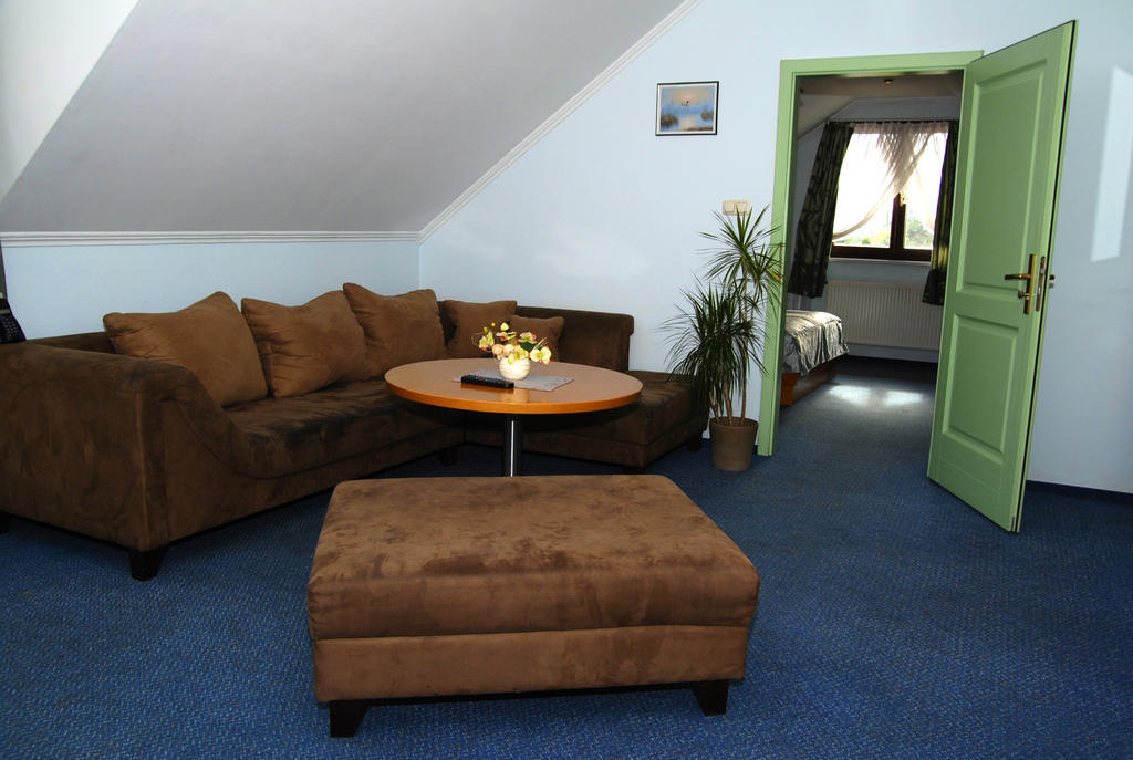 Hotel Restauracja Tawerna Gliwice Chambre photo