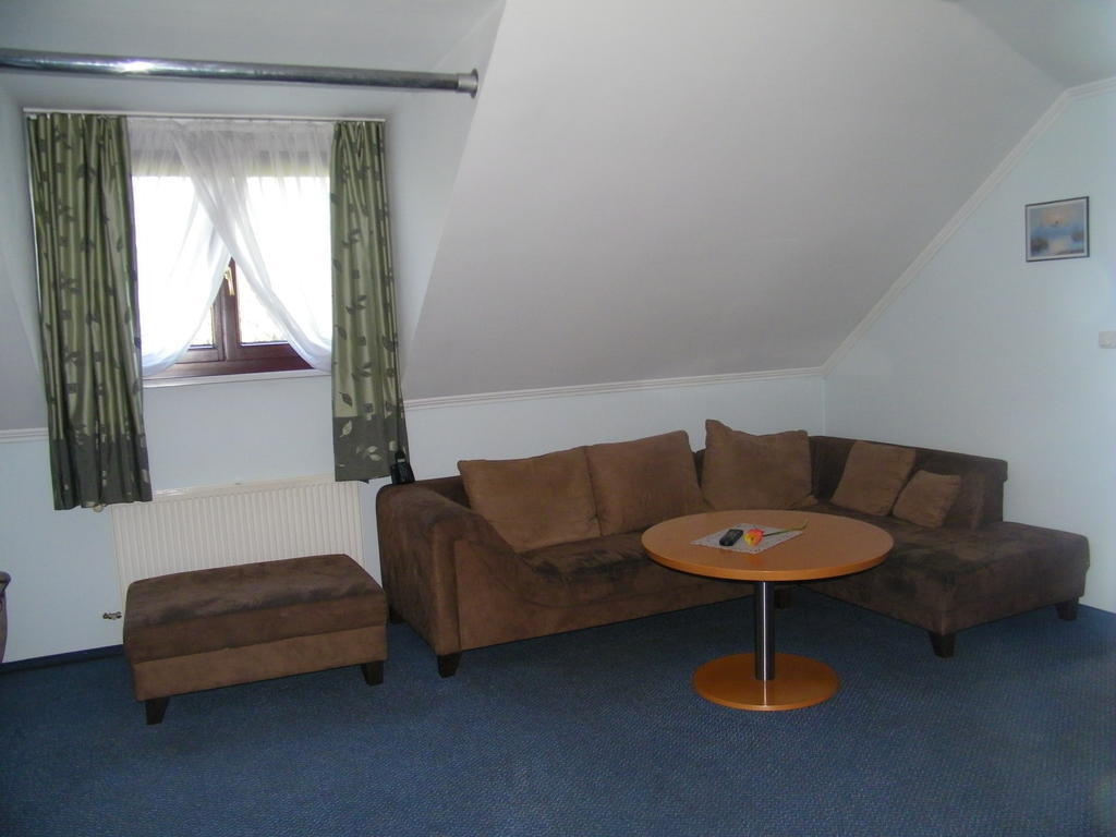 Hotel Restauracja Tawerna Gliwice Chambre photo
