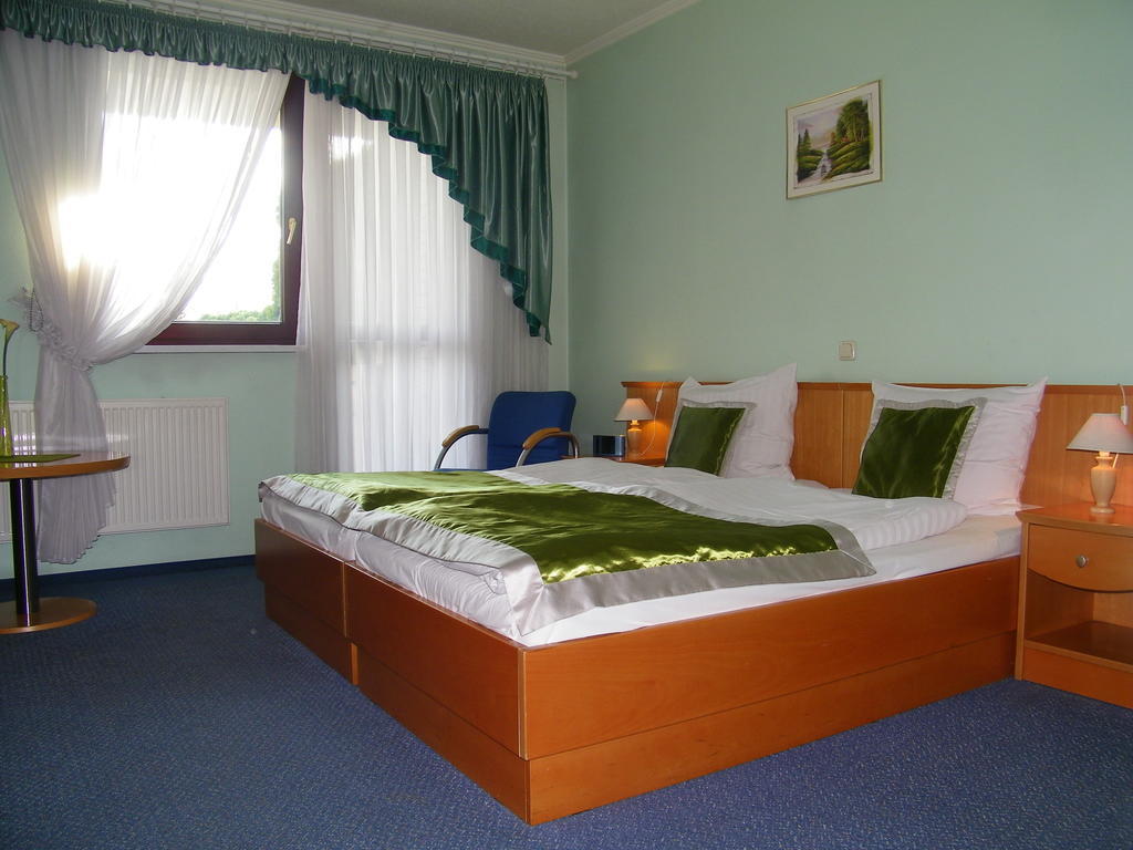 Hotel Restauracja Tawerna Gliwice Chambre photo