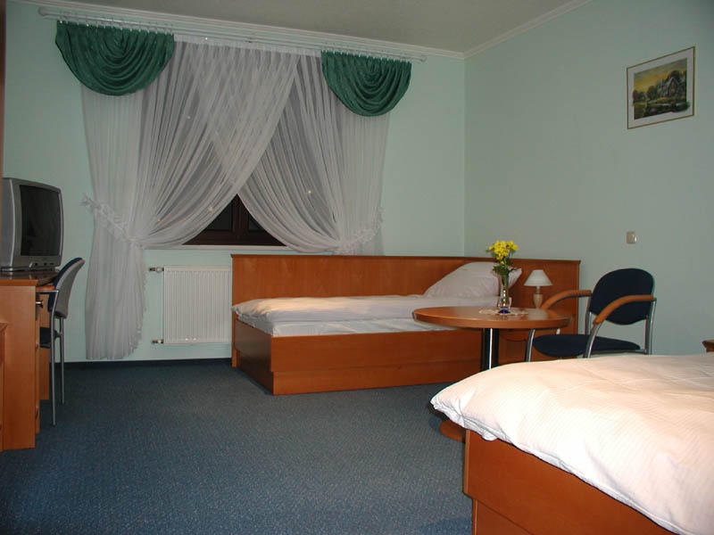Hotel Restauracja Tawerna Gliwice Extérieur photo