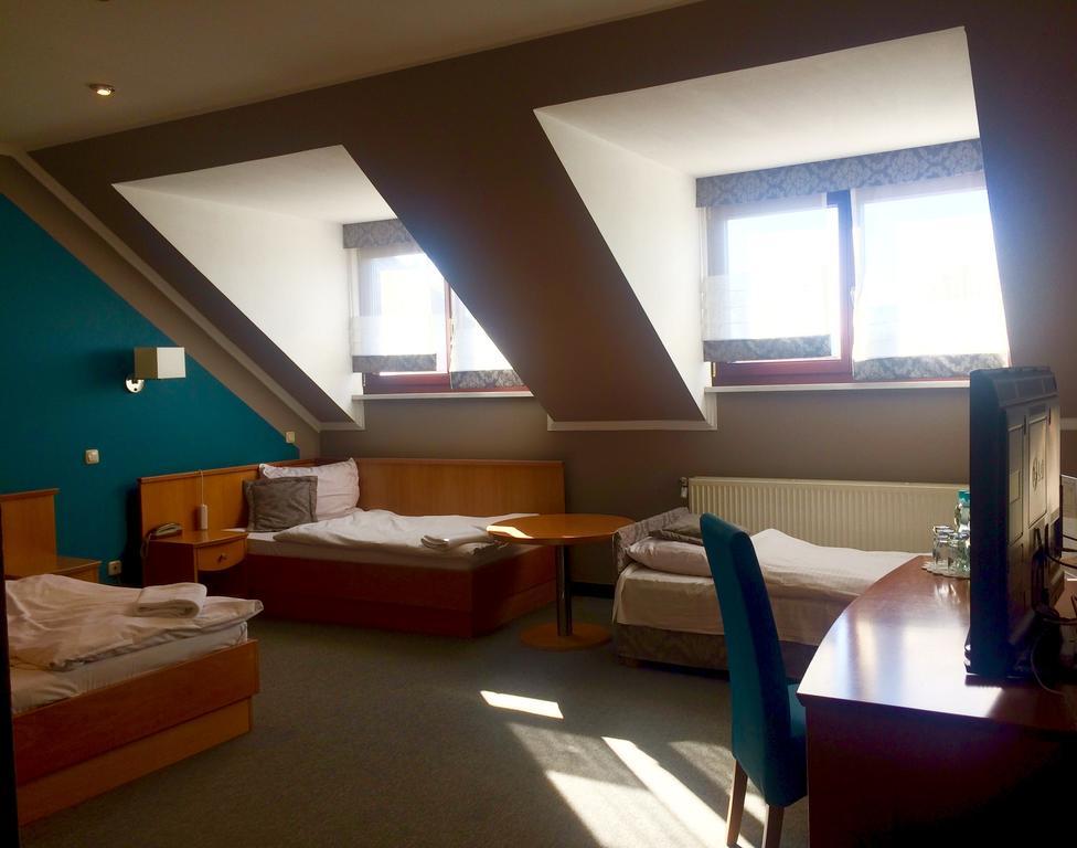 Hotel Restauracja Tawerna Gliwice Extérieur photo